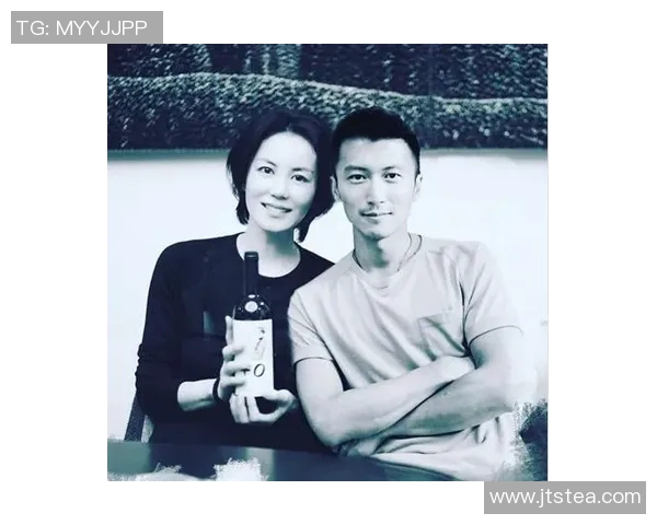 波尔图新援亲密合影德扎依尔熟悉我身体