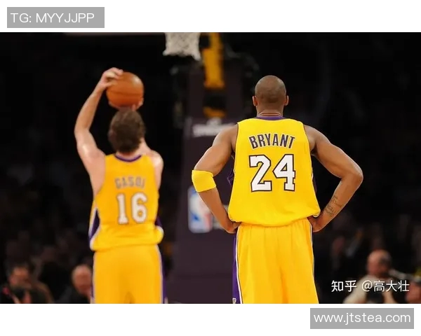 科比突然宣布重新登陆NBA赛场，球迷们纷纷为之欢欣鼓舞